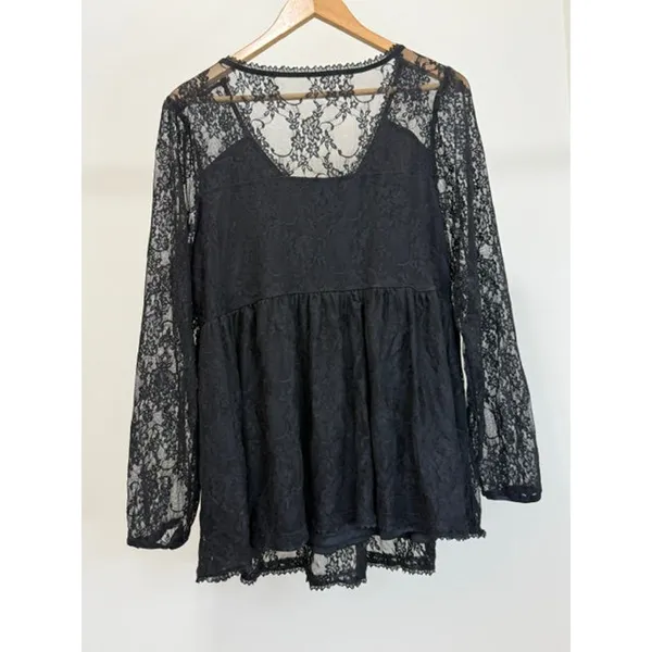 Torrid Lace Peplum Top – V‑Neck – Long Sleeve Sz1X(14-16)NWOT - Image 2