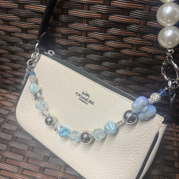 NWT Coach Nolita 19 Pebble Leather Large Wristlet Bag Chalk Black CP490 - Image 5