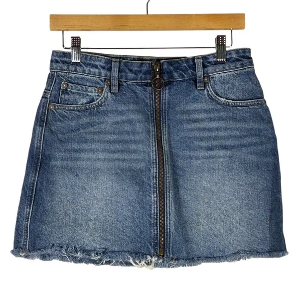 We The Free Front Zip Raw Hem Denim Mini Skirt Blue Grunge Edgy Size 26 - Image 2