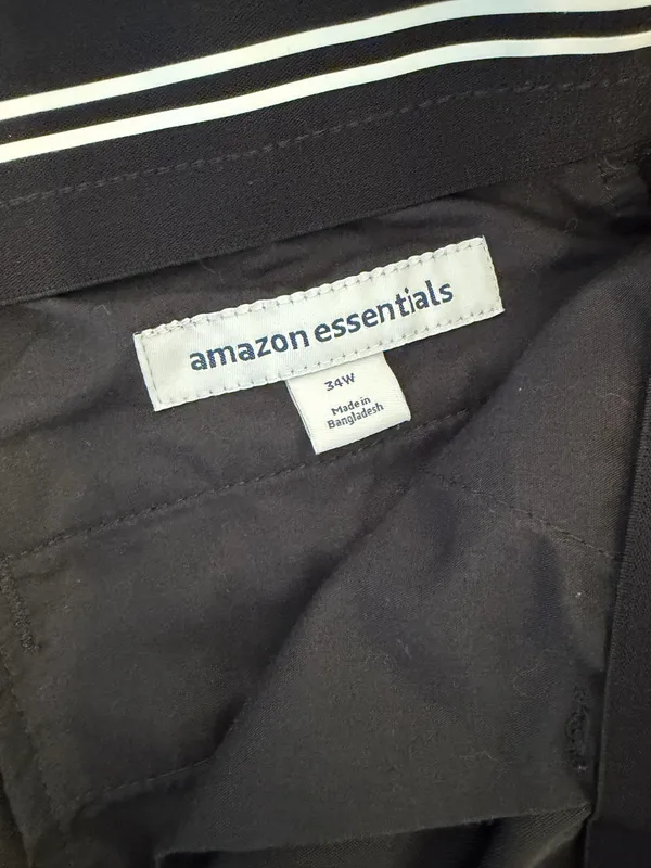 Men’s 34W black Amazon shorts  - Image 2