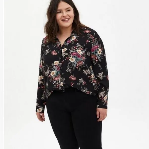 Torrid Black Floral Butterfly Long Sleeve Button Up Shirt Blouse Womens 1X 14 16 - Image 4
