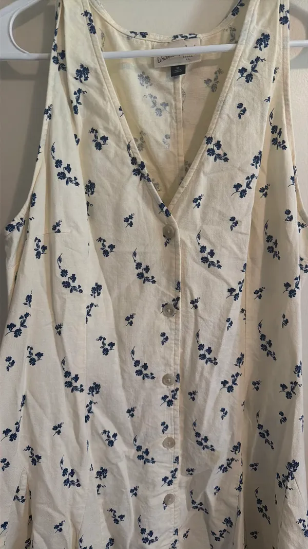 Universal Threads Dress Floral - Image 3