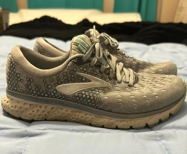 Brooks Women’s  Glycerin 17 - Image 3
