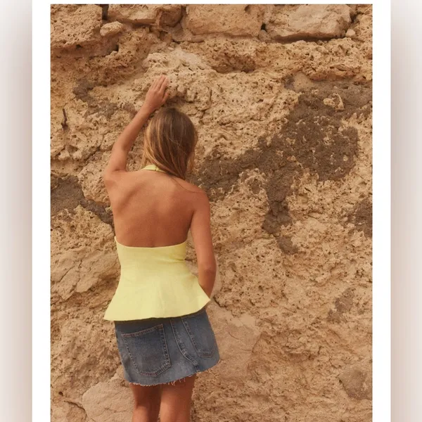 Zara TOP‎ HALTER PEPLUM - Image 3