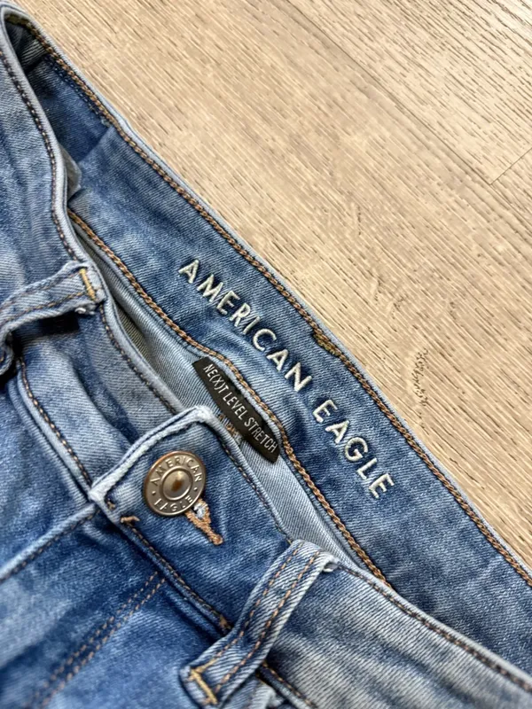 •AMERICAN EAGLE• HI RISE JEGGING JEANS - Image 4