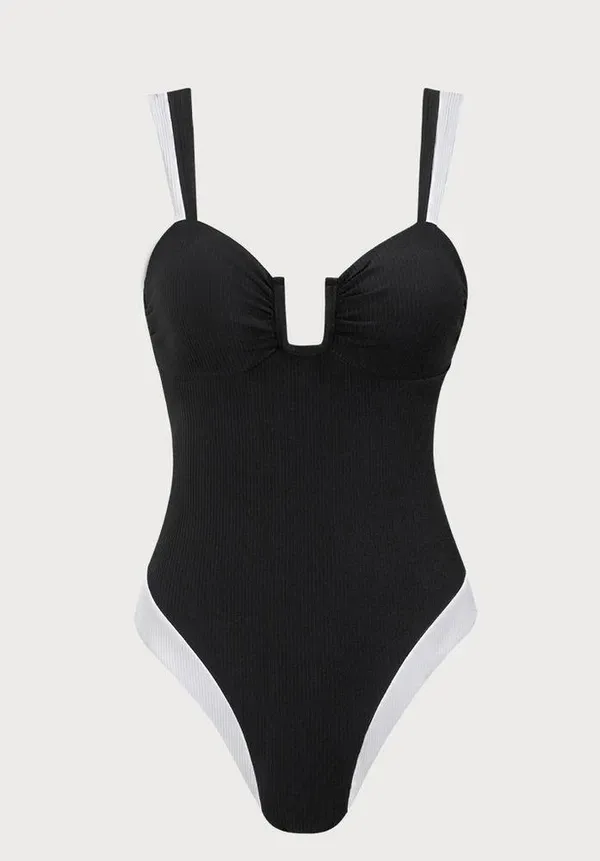 Berlook Black Contrast U Neck One - Image 5