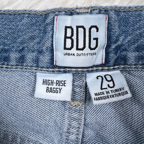 BDG High-Rise Baggy Ripped Jeans - Image 7