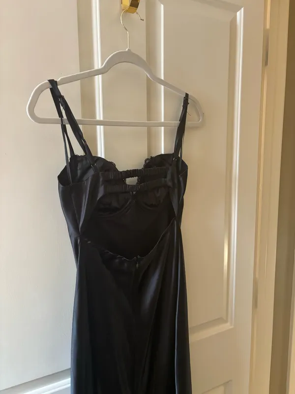 Princess Polly Black Maci Dress with Lace Detail - Image 6