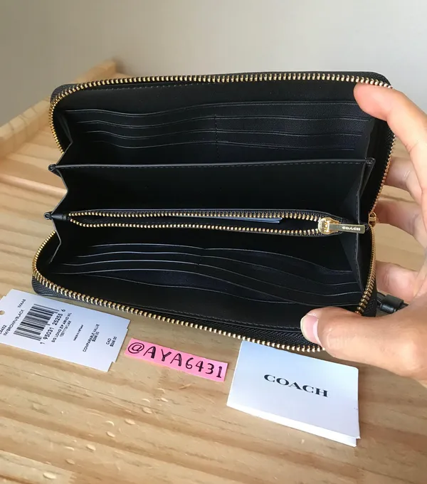 Coach Wallet - Image 4