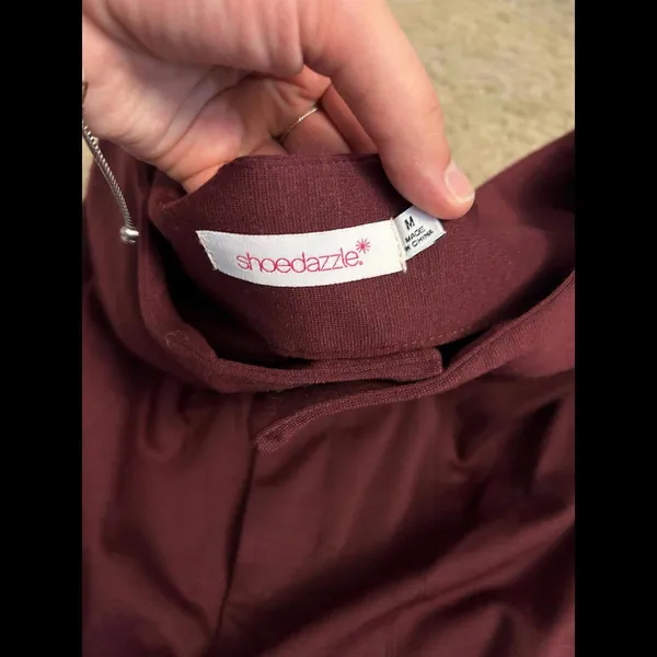 Casual burgundy size medium pants split on front bottom stretchy comfy cute - Image 7