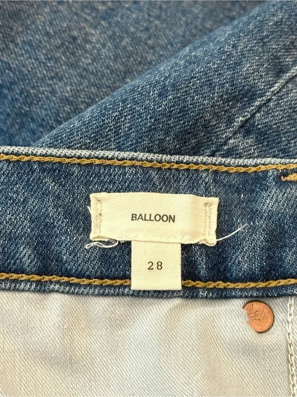 Madewell Balloon Jeans Size 28 - Image 5