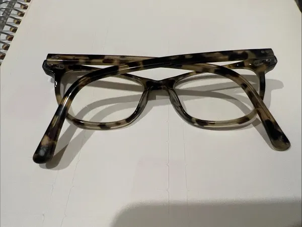 Don Ventro Los Angeles Tortoiseshell Rectangular Reading Glasses Brown - Image 3