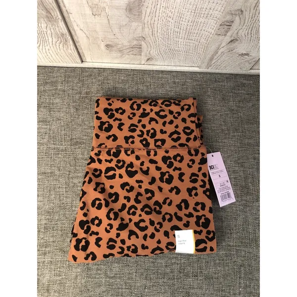 Wild Fable Womens Leopard Print High-Rise Leggings Tan Black Small - Image 3