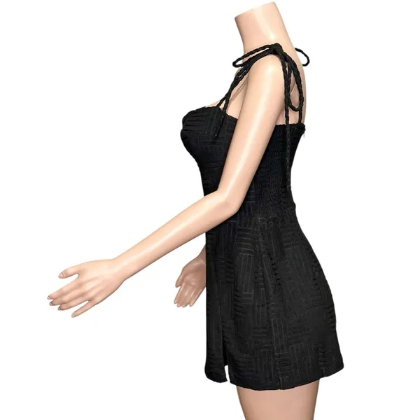 NEW AMANDA UPRICHARD Taylor Skort Romper, Black, Medium - Image 6