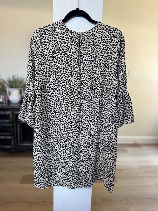 H&M Bell Sleeve Dress Size 14 Animal Print Keyhole Back - Image 4
