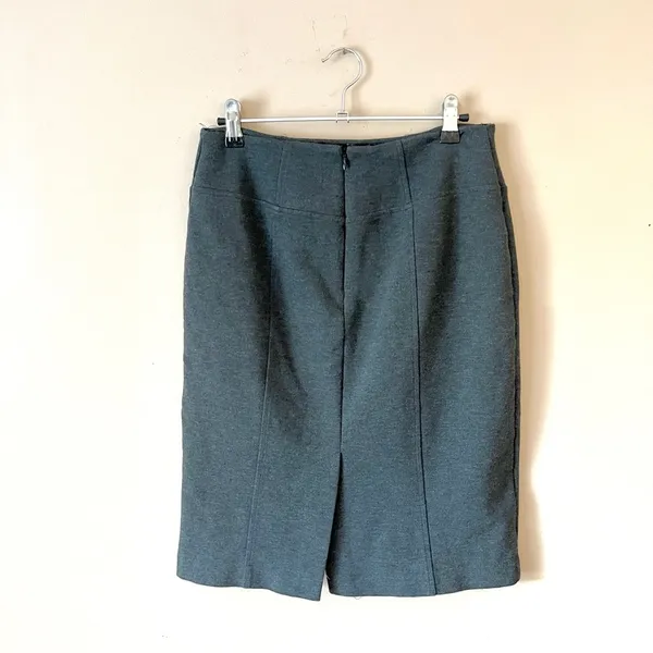 MICHAEL KORS | Charcoal Gray Knit Pencil Skirt Sz 6 - Image 4