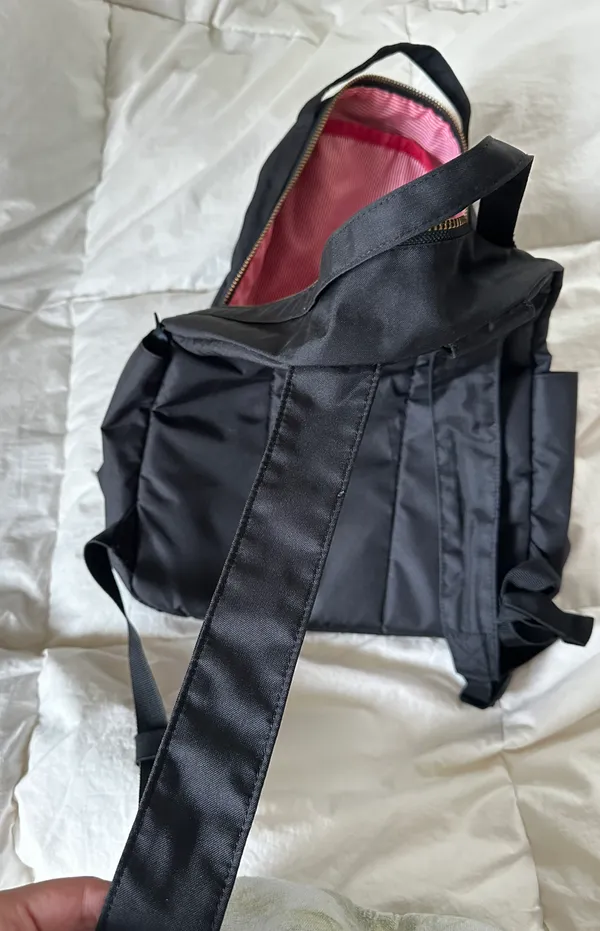 Herschel Backpack - Image 4