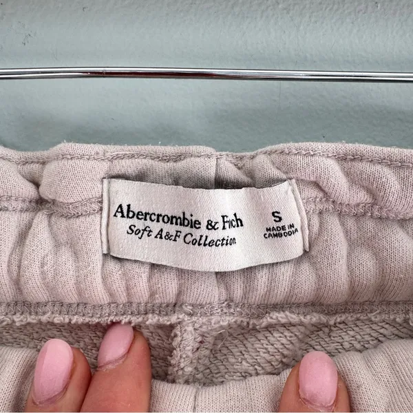 Abercrombie Lounge Shorts - Image 6