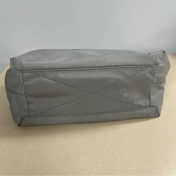 Marc Jacobs Nylon Wingman Tote in Grey - Preowned - Image 3