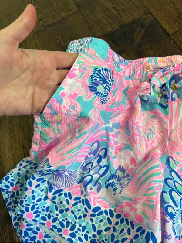 Lilly Pulitzer Shorts - Image 8
