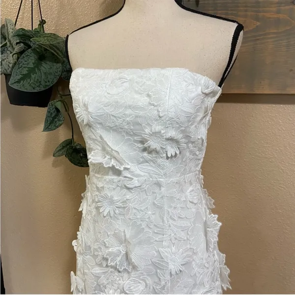 NWT Lulus Elevated Sensation White 3D Floral Embroidered Midi Dress - Image 8