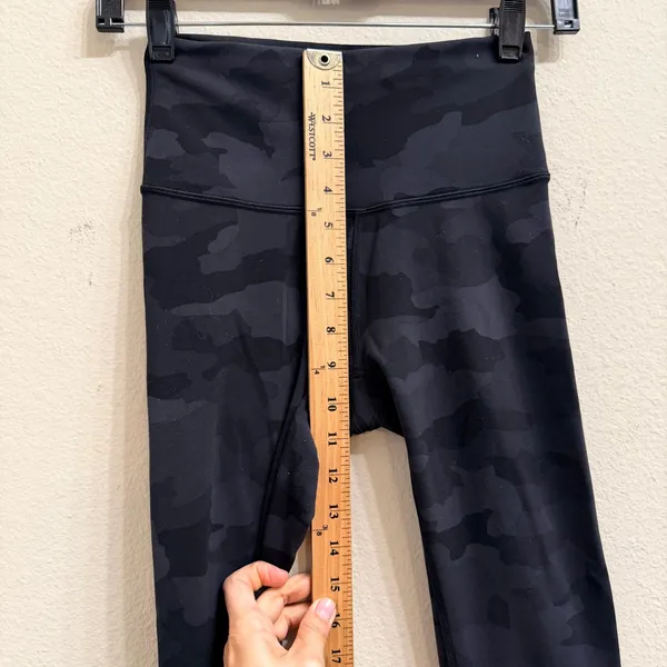 Lululemon Wunder Train HR Cropped Leggings Yoga Incognito Camo Grey‎ Size 4 - Image 8