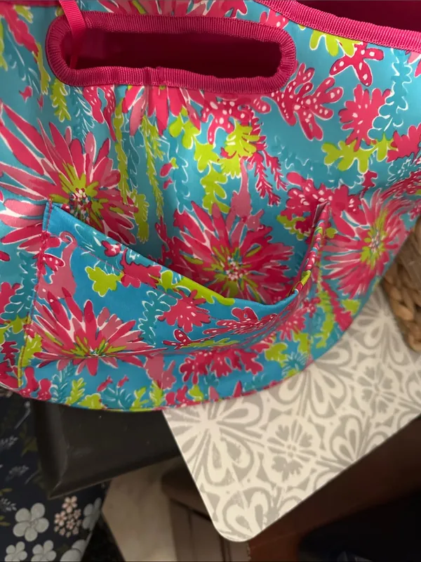 Lilly Pulitzer Large Turquoise Pink Floral Neoprene Tote - Image 3