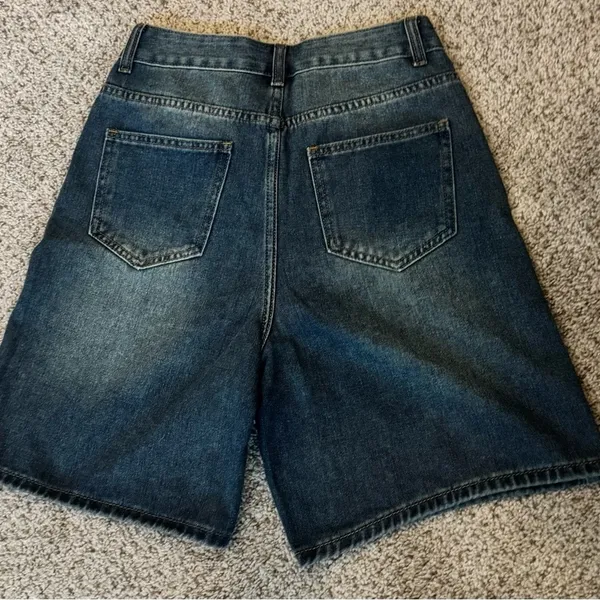 NWT Dazy Wide-Leg Denim Shorts Size M | Festival Concert Beach K-Pop Streetwear - Image 3