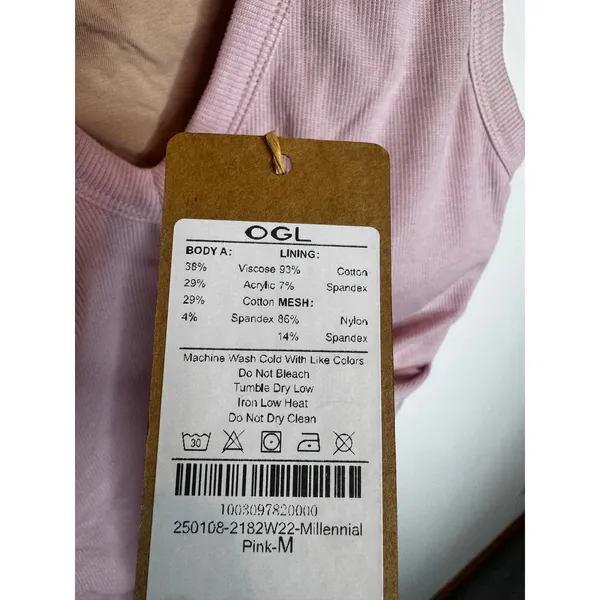 OGLmove V-Neck Built-In Bra Tank Top Millennial Pink Size M New With Tags - Image 4