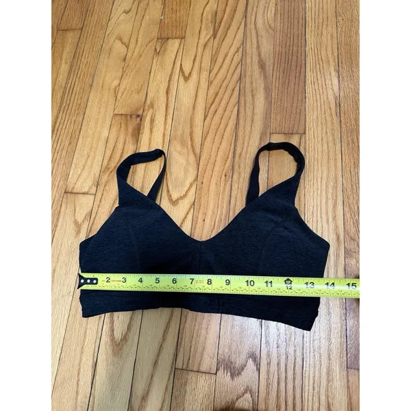 Beyond Yoga Spacedye Cut To Bra in Gray Size Medium - Image 4
