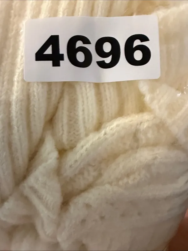 Avara Voy Cream Ruffle-Front Knit‎ Crop Cardigan Size Small - Image 7