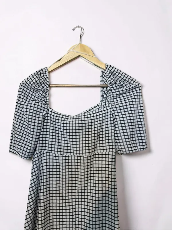 Zara Black and White Checkered Mini Dress - Size Medium - Image 4