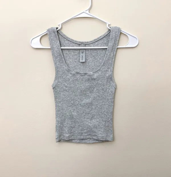 SKIMS cotton rib tank in light heather grey size XS - Image 6