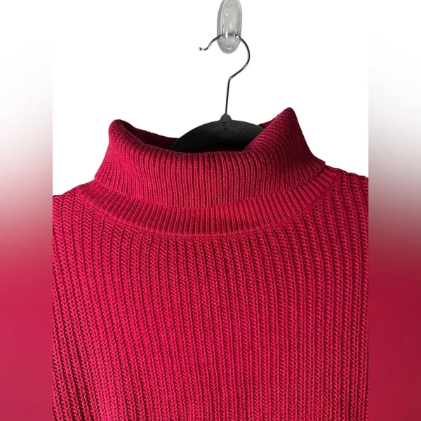 Ambiance Apparel Women’s Sweater Large Red Turtleneck Ribbed Knit‎ Long Sleeve - Image 4