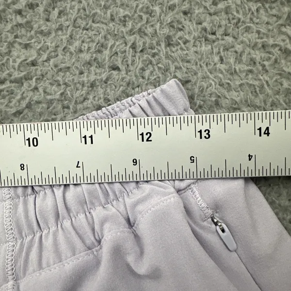 Lululemon Hotty Hot Shorts Low Rise 2.5" Silver Lilac Athletic Women's 8 - Image 7