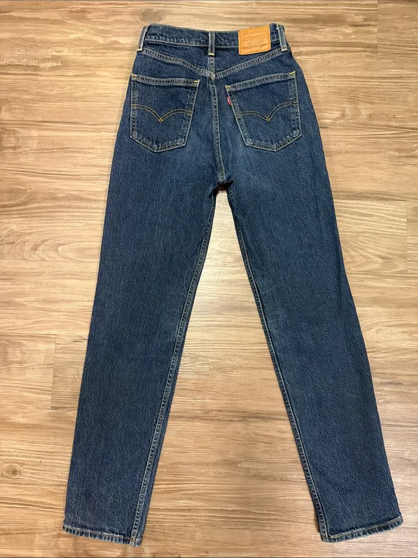Levi’s Premium 70s High Slim Straight Jeans 25 Sonoma Stonewash Faded $108 - Image 4