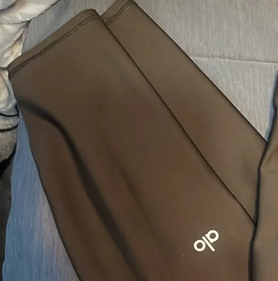 Alo Leggings Yoga - Image 2