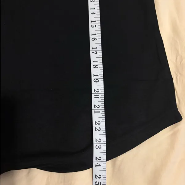 Black V - Image 5