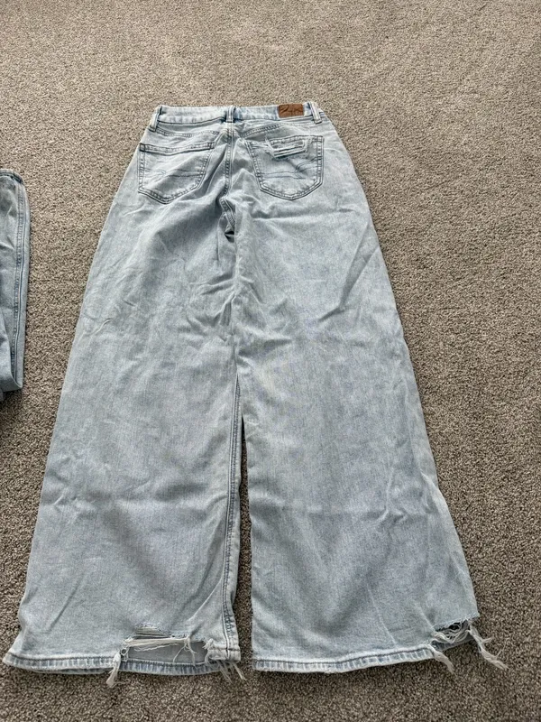 American Eagle Baggy High-Rise Wide-Leg - Image 2