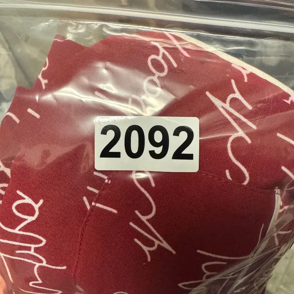 2092‎ | Script Print Two Piece Button Down Pajama Set Red White Women Small - Image 12