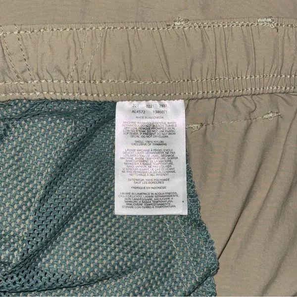 Columbia Sandy River II Cargo Shorts Sz Large Tusk Omni-Shade UPF 30 6” inseam - Image 8