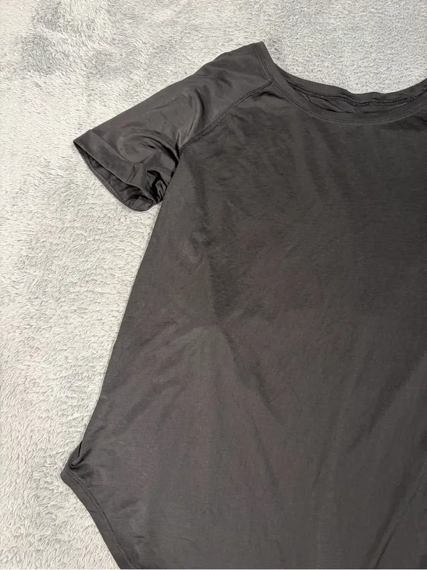 Lululemon Black Women's Scoop Neck Top tee - Image 2