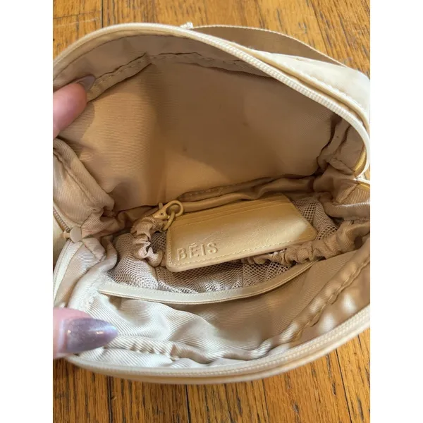BEIS Waist Pack Fanny Pack Belt Bag Beige Zip Pockets Tethered Card Wallet - Image 5