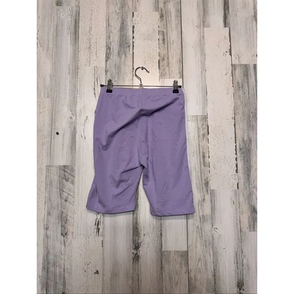 Feathers Biker Shorts Women’s Medium Purple Athletic Stretch Workout Shorts - Image 2