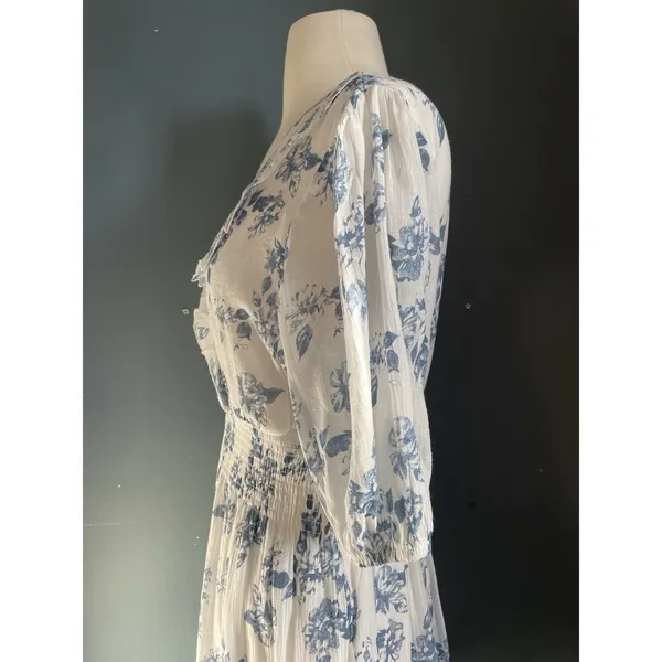 J.O.E.E. Floral Print V-Neck Smocked‎ Waist Tiered Mini Dress White Blue Women's - Image 4