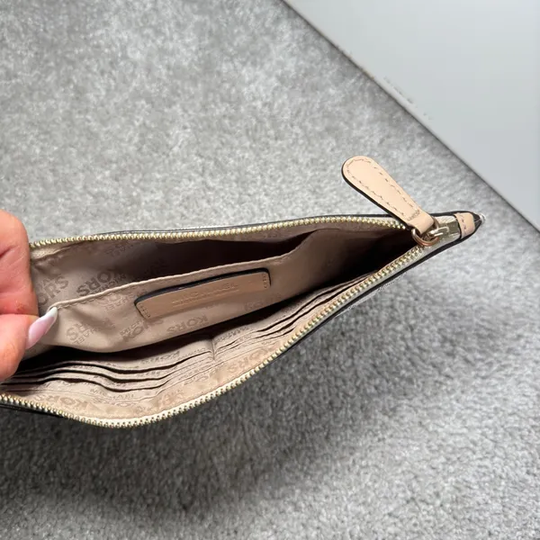 Michael kors wallet - Image 4