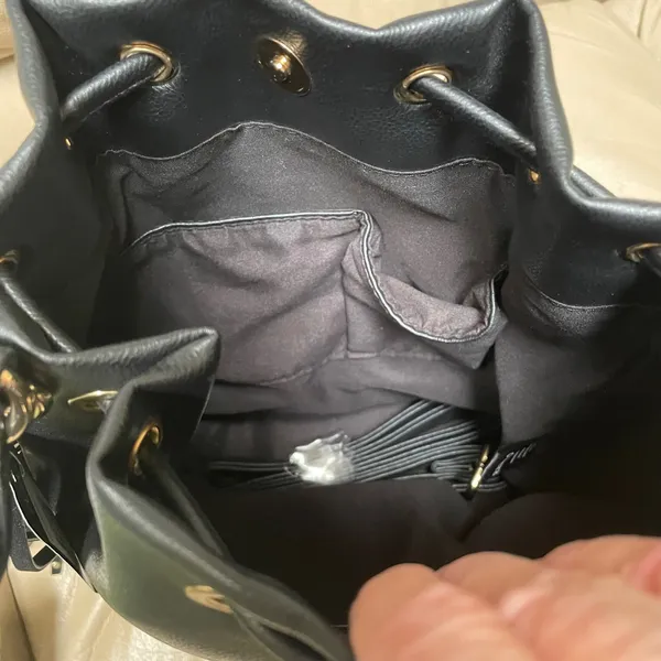 BCBG Paris‎ fringe bucket bag black vegan drawstring shoulder convertible NEW - Image 9