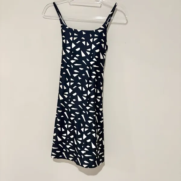 Sweaty Betty All‎ Round Workout Geometric Dress Navy and White size medium - Image 3