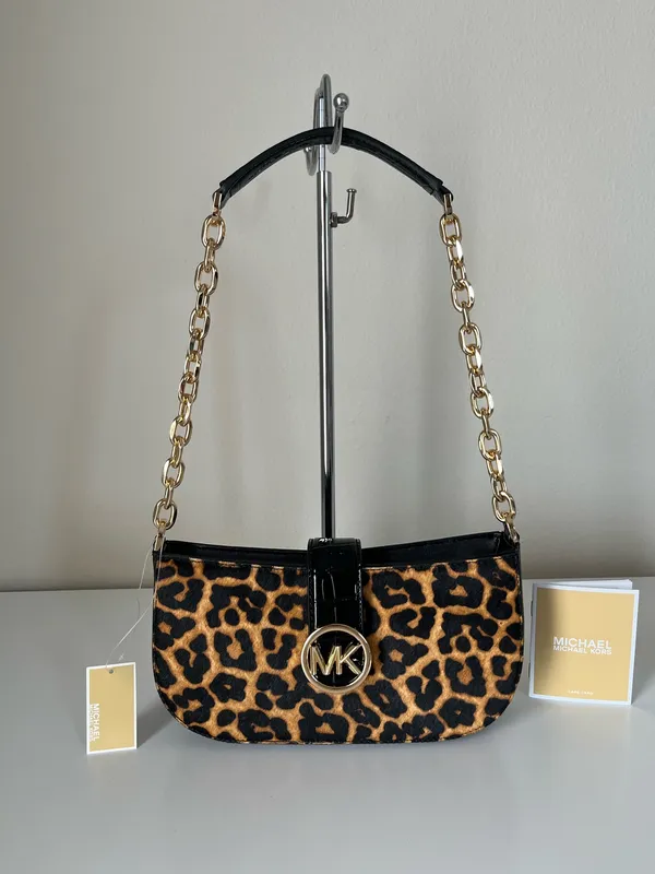 Michael Kors Carmen Small Pouchette - Image 2