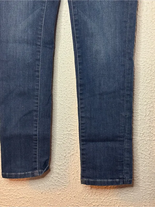 L.L. Bean Women's Dark Blue Skinny Jeans - Image 3